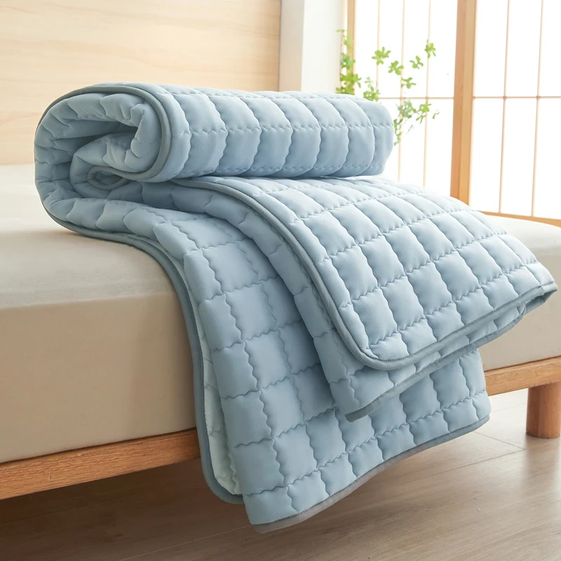 Waterproof Mattress Pads Foldable Bed Cover for Home Hotel Solid Color Mattress Cover Protector Non-Slip Breathable Bedding Mat