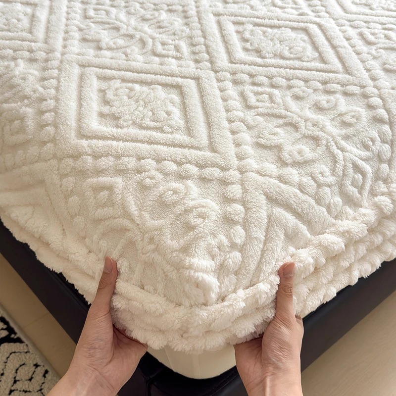 Jacauard Thick Warm Coral Plush Mattress Cover High Qulaity Abti-Slip Breathable Fitted Bed Sheet Single Double Queen King Size