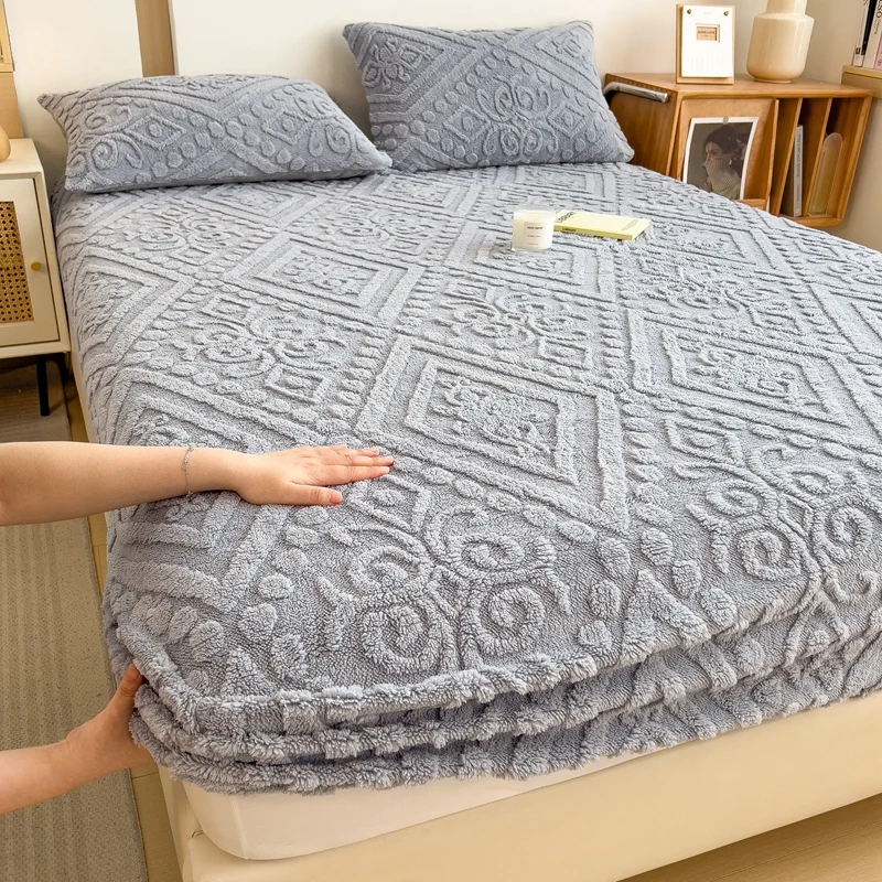 Thermal Velvet Mattress Cover Plush Warm Fitted Sheet for Autumn Winter Non Slip Bed Cover for Single Double King Queen Bed